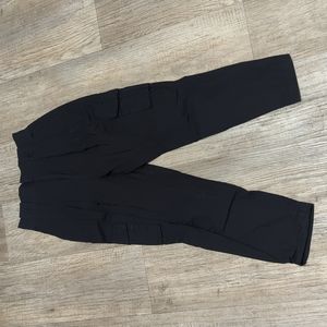 Blk High Waist Pleated Cargo Pants